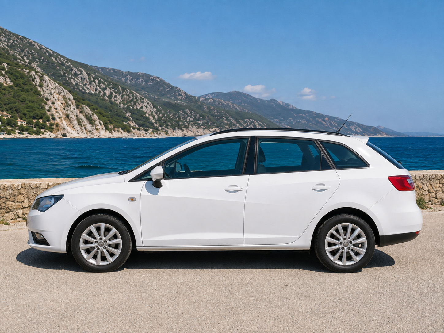 Seat Ibiza ST Automatic thumbnail 4